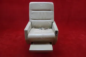 EDRA Inc. Grumman G-1159 Gulfstream 3019(D) FWD Seat w/ Seat Belt, PN 303479-18